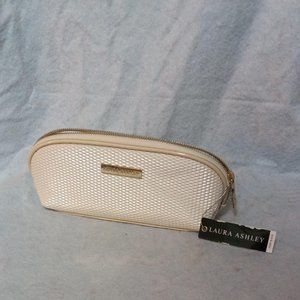 Laura Ashley Makeup bag, new with tags, Carryall , WOMAN'S